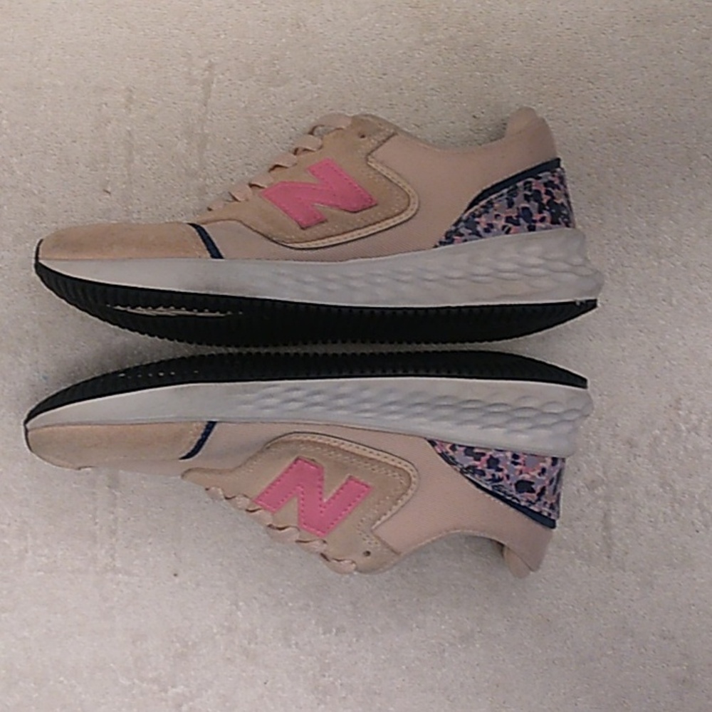 New Balance X 70. Womens Size-5.5 - Picture 5 of 12
